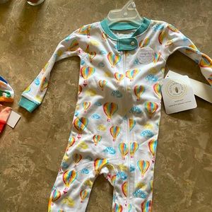 Burts bees new with tags hot air balloon sleeper